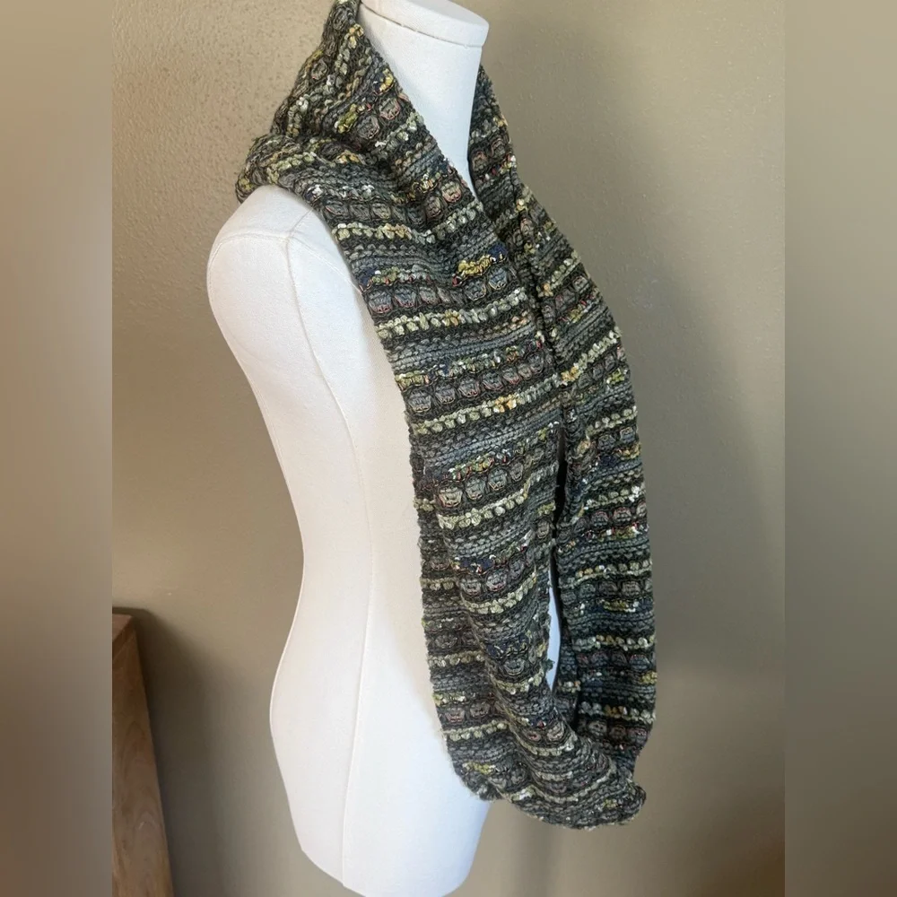 Madison 88 Multicolor Knit Copper Threads Scarf
